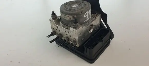 Volkswagen Golf VII ABS Pump 5Q0907379M 5Q0614517L 5Q0907379H