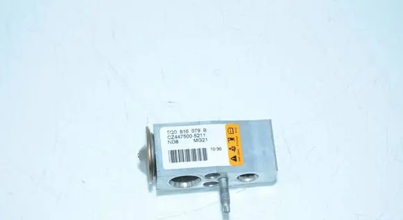 Volkswagen Crafter Air conditioning (A/C) expansion valve 5Q0816679 5Q0816679B