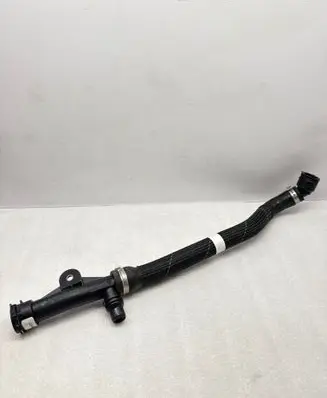 BMW X5 G05 Engine coolant pipe/hose 8470070 18986210 PA66GF30