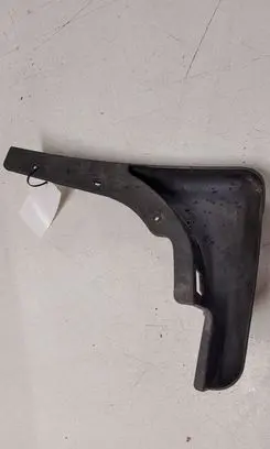 Nissan X-Trail T30 Front mudguard 638558H300