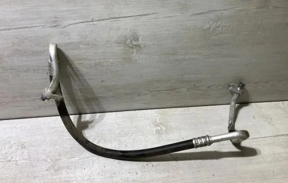 Renault Megane IV Air conditioning (A/C) pipe/hose 924908532r