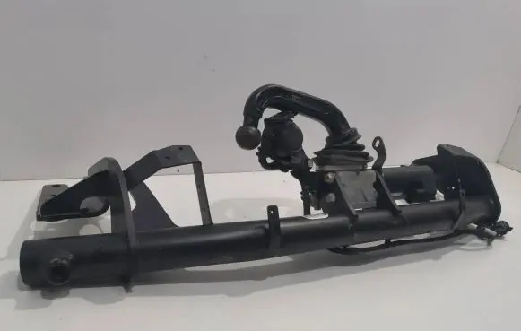 Land Rover Discovery Sport Tow bar set FK7M-F19D520-ED