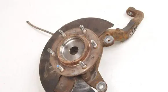 Isuzu D-Max Front wheel hub spindle knuckle