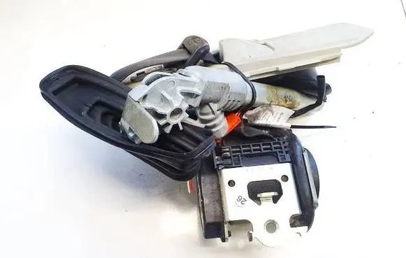 Nissan Qashqai+2 Front seatbelt b507744 76986jd000a