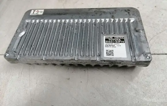 Lexus IS III XE30 Engine control unit/module 8966153P70 2755006692