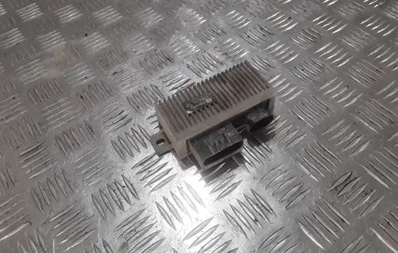 Opel Movano A Glow plug pre-heat relay 7700111525