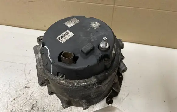 Mercedes-Benz C W203 Generator/alternator 10480408 LRA02162 02095230440