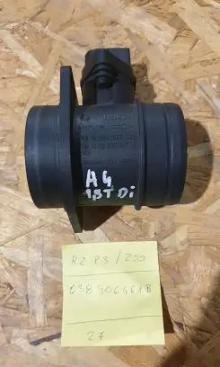 Audi A3 S3 8P Mass air flow meter 038906461B