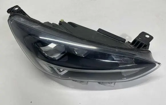 Ford Focus Headlight/headlamp JX7B13E014CE JX7B13E014CD
