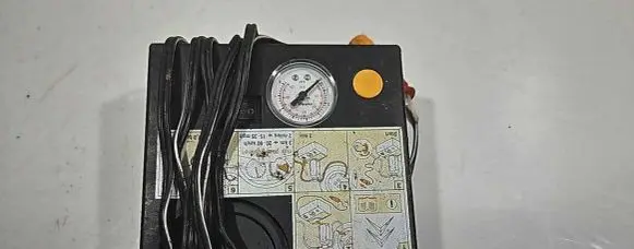 Citroen Berlingo Tire air pump compressor 2002052 M1206003639 12V15A180W