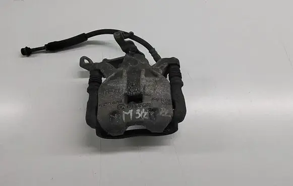 Mazda 3 II Front brake caliper B4Y03399ZB