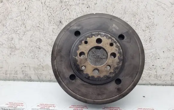 Volkswagen Golf IV Crankshaft pulley 038105243A