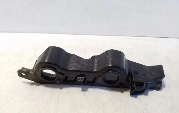 Audi A6 S6 C8 4K Front bumper mounting bracket 4K0807284