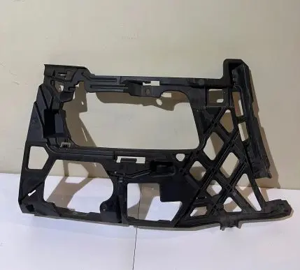 Volkswagen Golf VII Front bumper mounting bracket 5G0807724D