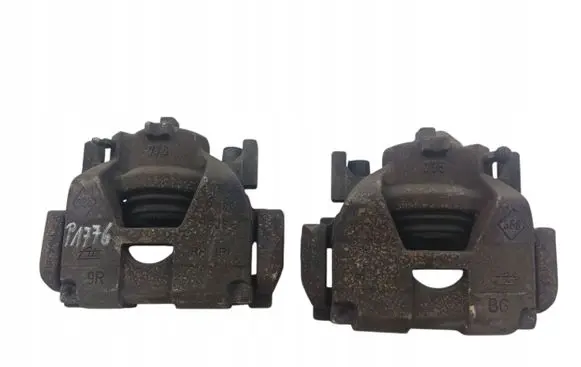Renault Laguna III Front brake caliper