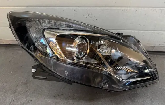 Opel Zafira C Headlight/headlamp 13399861RH