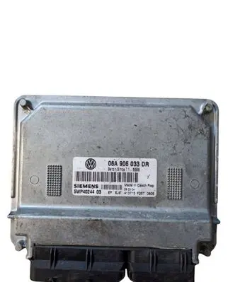 Volkswagen Touran I Engine control unit/module 06A906033DR 5WP4024403