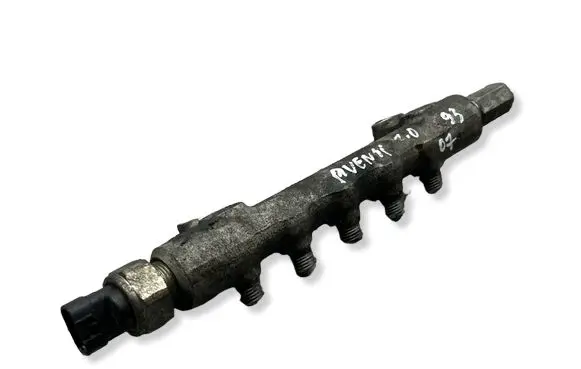 Toyota Avensis T250 Fuel main line pipe 
