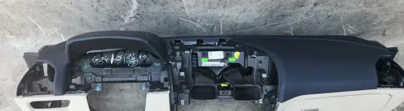 BMW 8 G14 Dashboard