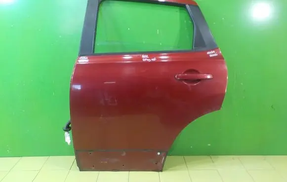 Nissan Qashqai Rear door LEWE