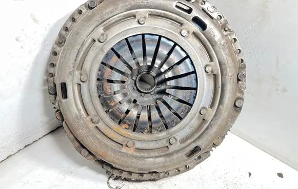 Skoda Octavia Mk2 (1Z) Clutch set kit 06J141025A 068200000635