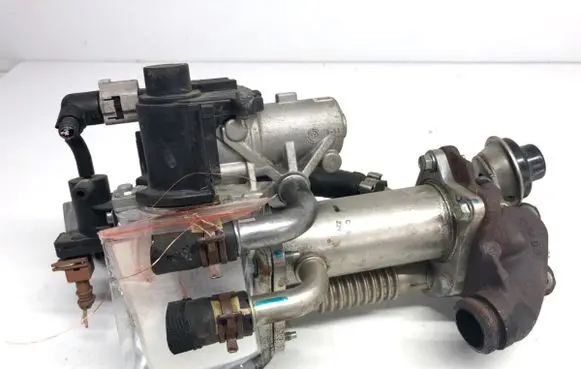 Dacia Duster II EGR valve cooler 147356133R