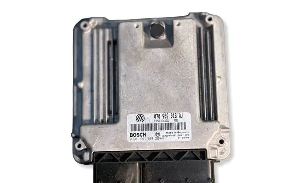 Volkswagen Transporter - Caravelle T5 Engine control unit/module 070906016AJ