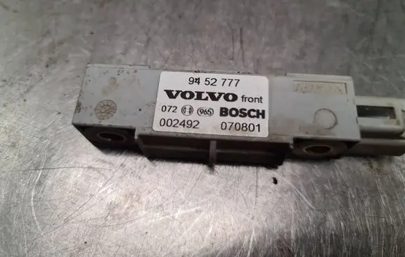 Volvo S60 Airbag deployment crash/impact sensor 9452777 070801 002492