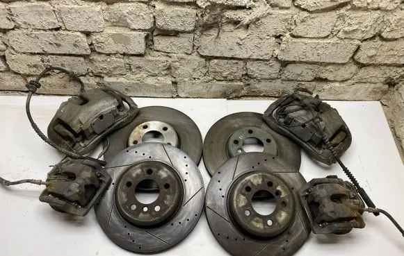 BMW 5 F10 F11 Brake discs and calipers set 