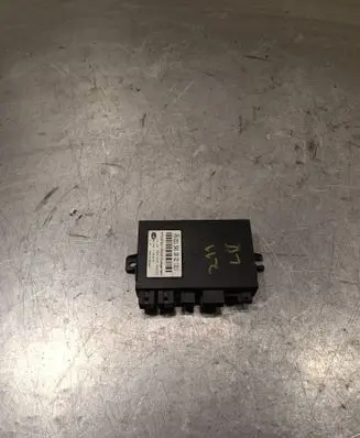 Mercedes-Benz E W211 Tow bar trailer control unit/module 2115450832 5DS00849300