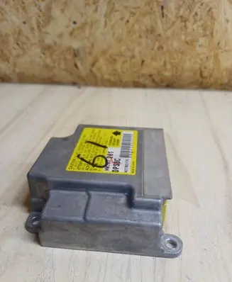 Mitsubishi Lancer Airbag control unit/module MN141261 W2T62175