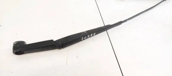Citroen C4 Grand Picasso Front wiper blade arm 9686640280