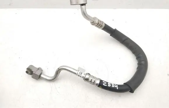 Air conditioning (A/C) pipe/hose