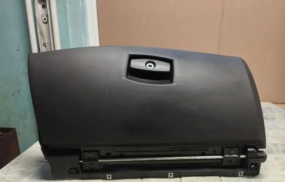 BMW 5 E60 E61 Glove box 51167034080 158234