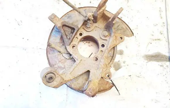 Subaru B9 Tribeca Rear wheel hub