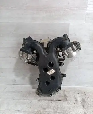 Infiniti Q50 Intake manifold 357043