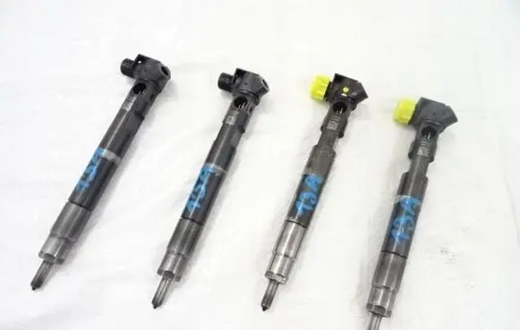 Mercedes-Benz Sprinter W906 Fuel injector 28307309