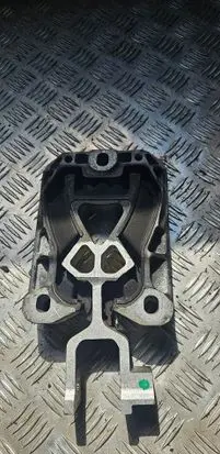 Ford Focus Gearbox mount JX616P082FA 532G32