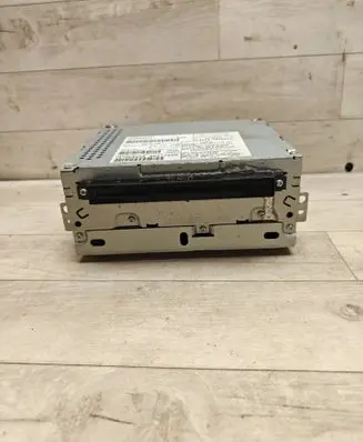 Volvo V70 Radio/CD/DVD/GPS head unit 31260543A 7G9N18C815BB