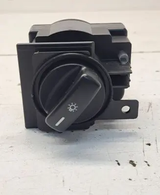 Mercedes-Benz A W169 Light switch 1695451004 32220101