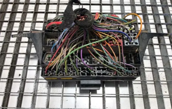 Fuse box set