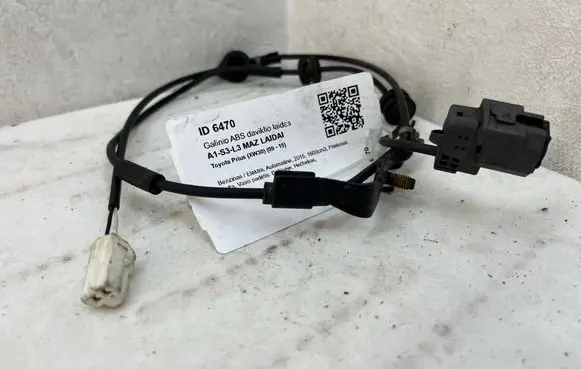 Toyota Prius (XW30) Rear ABS sensor wiring 8282147150