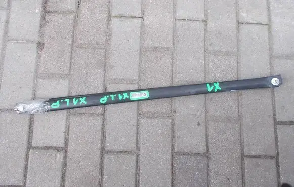 BMW X1 E84 Front strut bar 