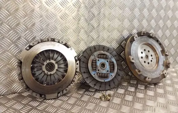 KIA Carens I Clutch set kit HDC69 M26D