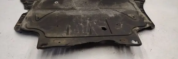 Volkswagen Golf VII Engine splash shield/under tray 5Q0825236