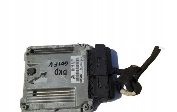 Volkswagen Golf V Engine control unit/module 03G906016FM