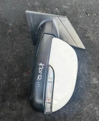 SsangYong Korando Front door electric wing mirror
