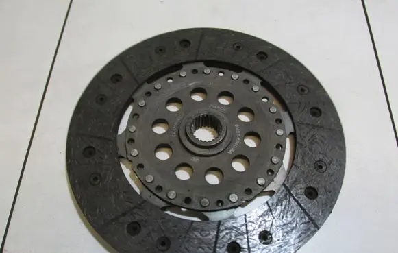 Ford C-MAX I Rear suspension camber bolt 