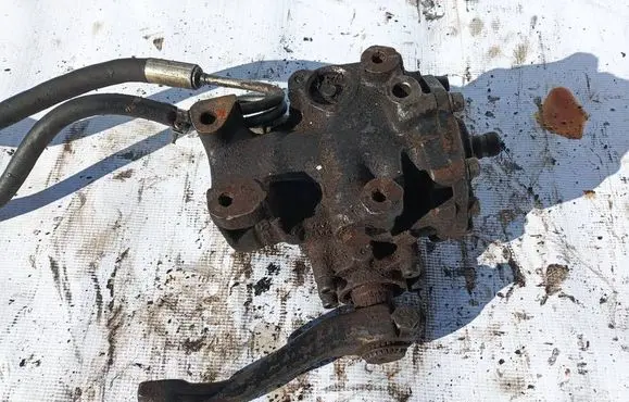 Mercedes-Benz E W124 Steering rack 1244610801