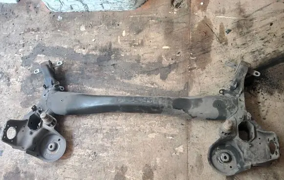 Peugeot 308 Rear axle beam 
